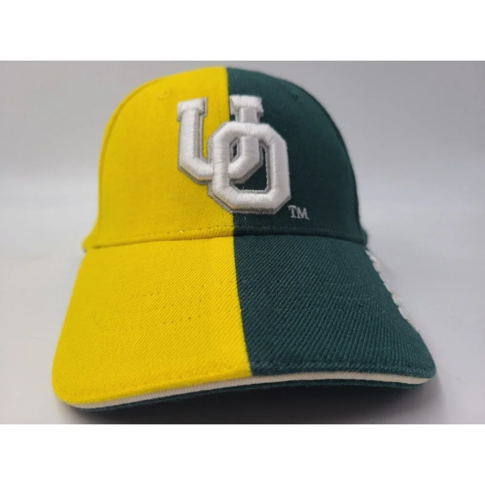 Vintage Oregon Ducks Hat Cap Flex‎ Fitted OSFM NCAA Green Yellow University of